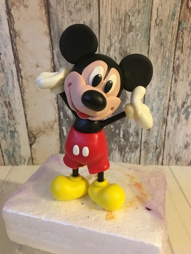 Tarta Mickey fondant de cumpleaños