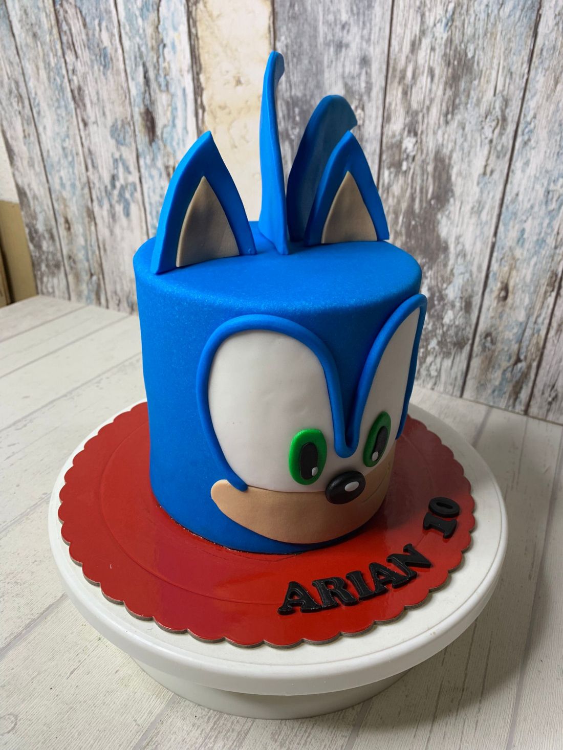 Tarta de Sonic en Madrid