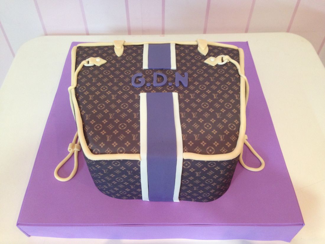 Tarta Bolso Louis Vuitton morada