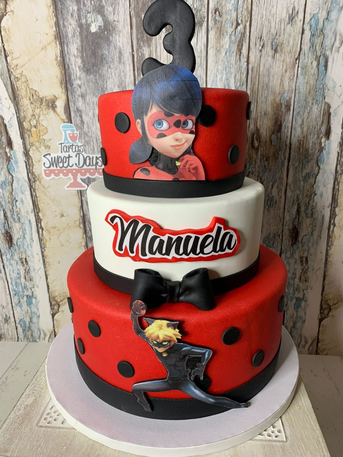 Tarta Ladybug y Catnoir