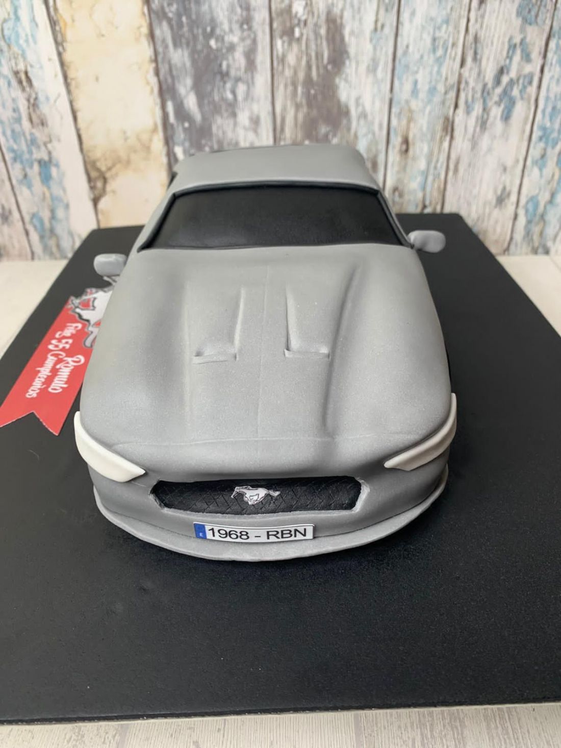 Tarta coche gris