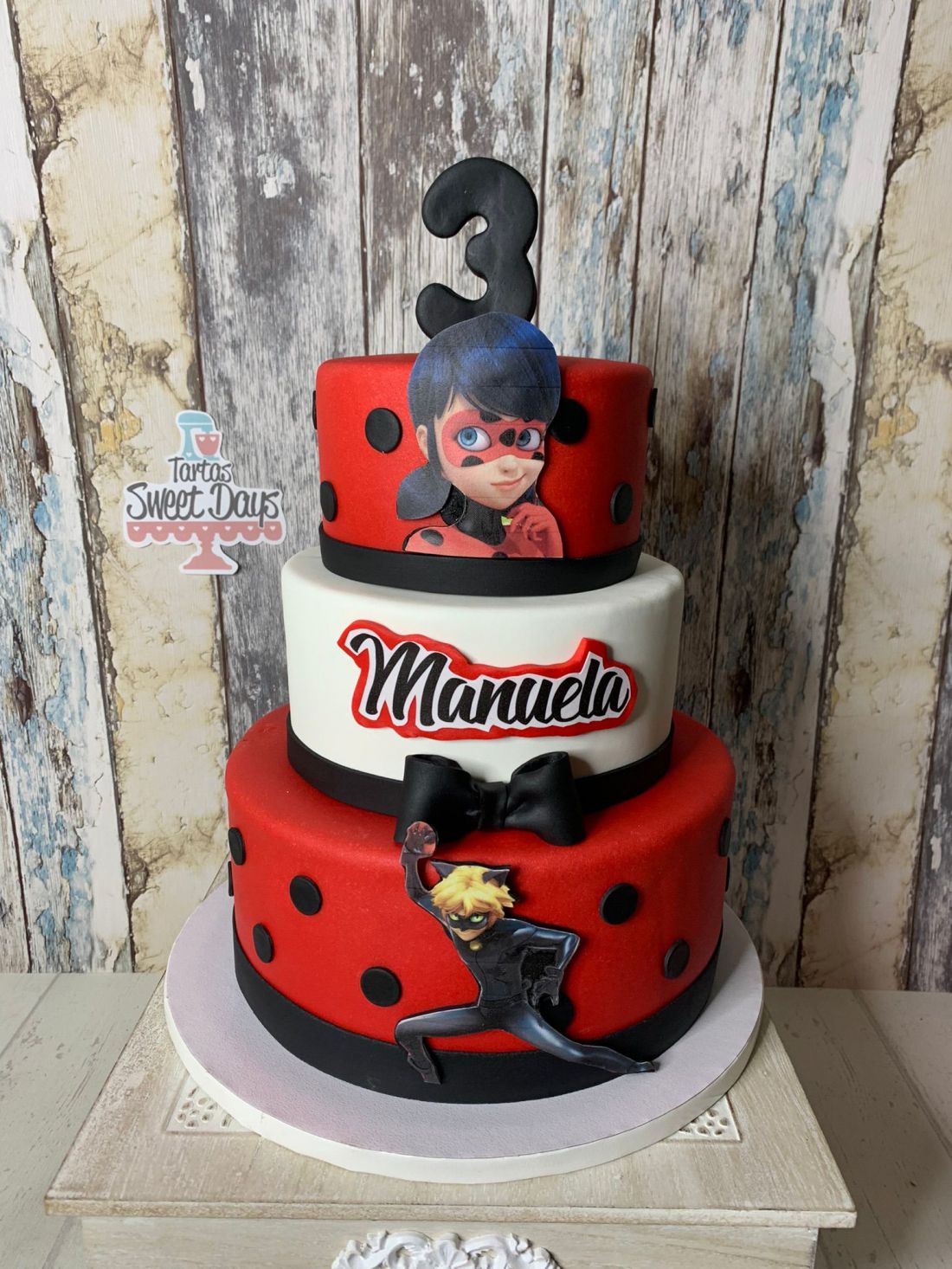Tarta Ladybug y Catnoir