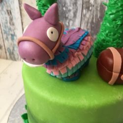 Tarta de la llama Fortnite