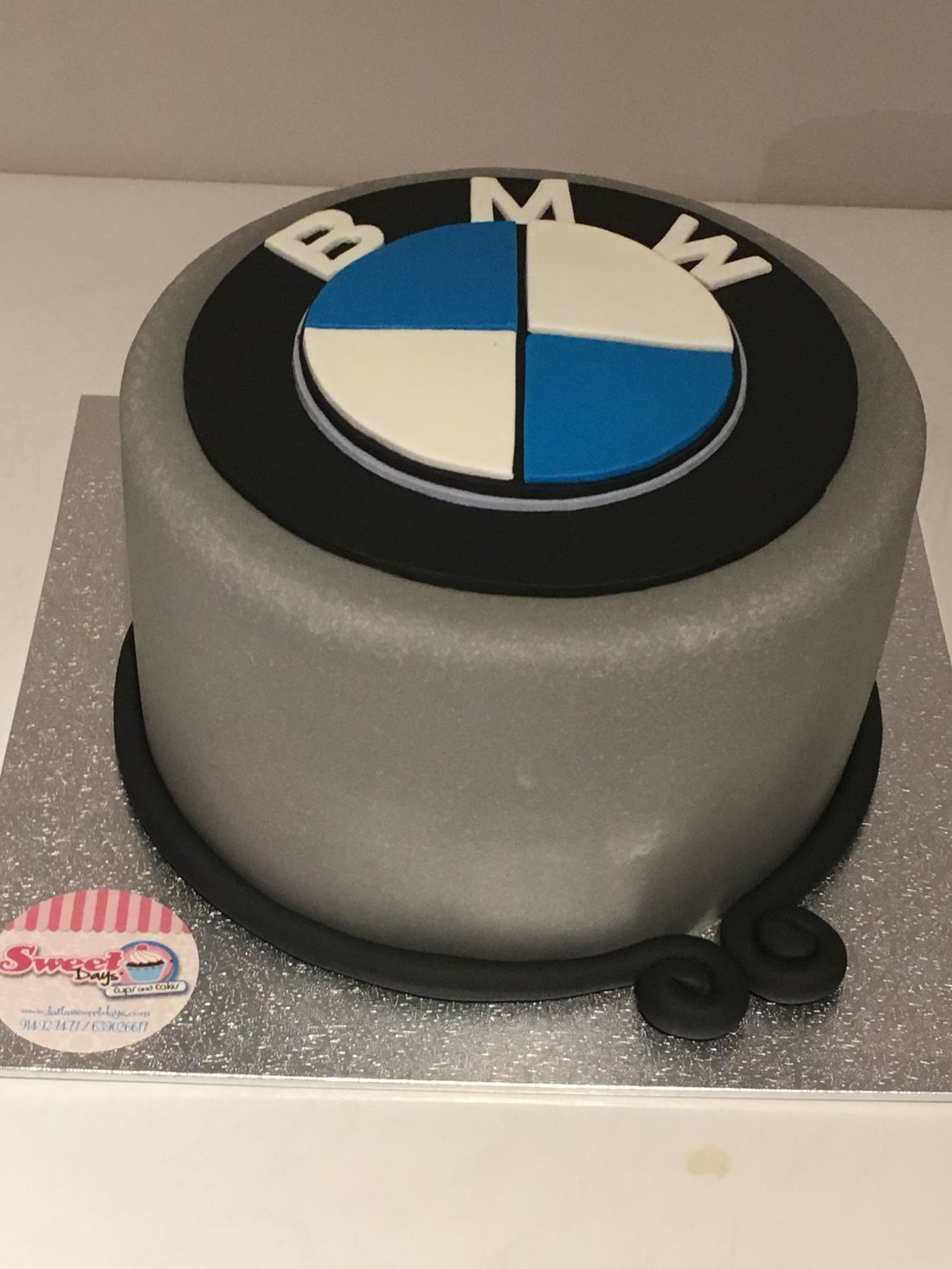 Tarta BMW