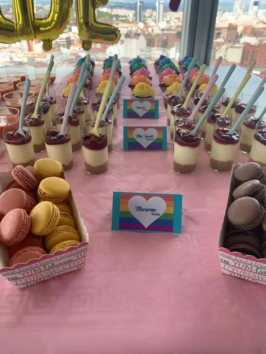 Variedad de dulces con temática LGTB para el orgullo en Madrid
