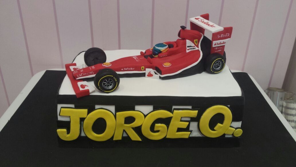 Tarta Formula 1 Ferrari