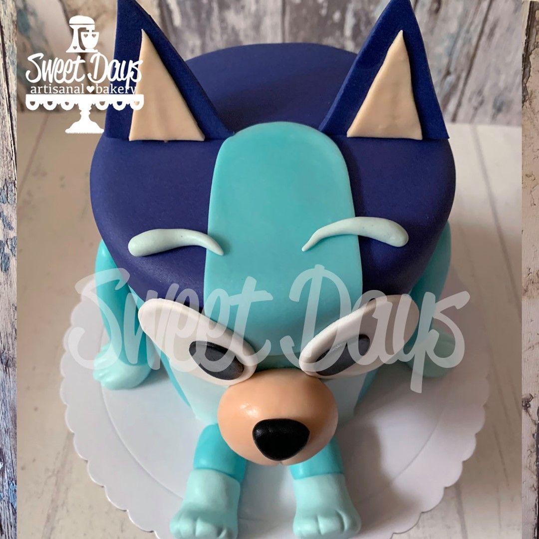 Tarta del personaje Bluey Madrid