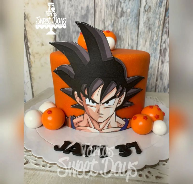 Tarta Bola de Dragón