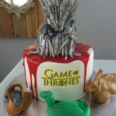 Tarta Juego de Tronos con dragones