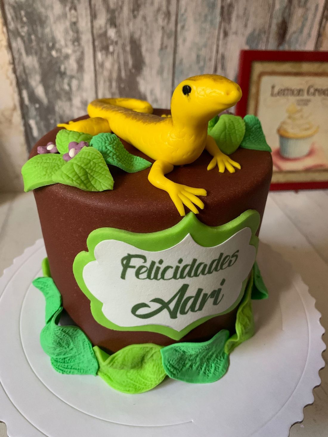 Tarta cumpleaños salamandra