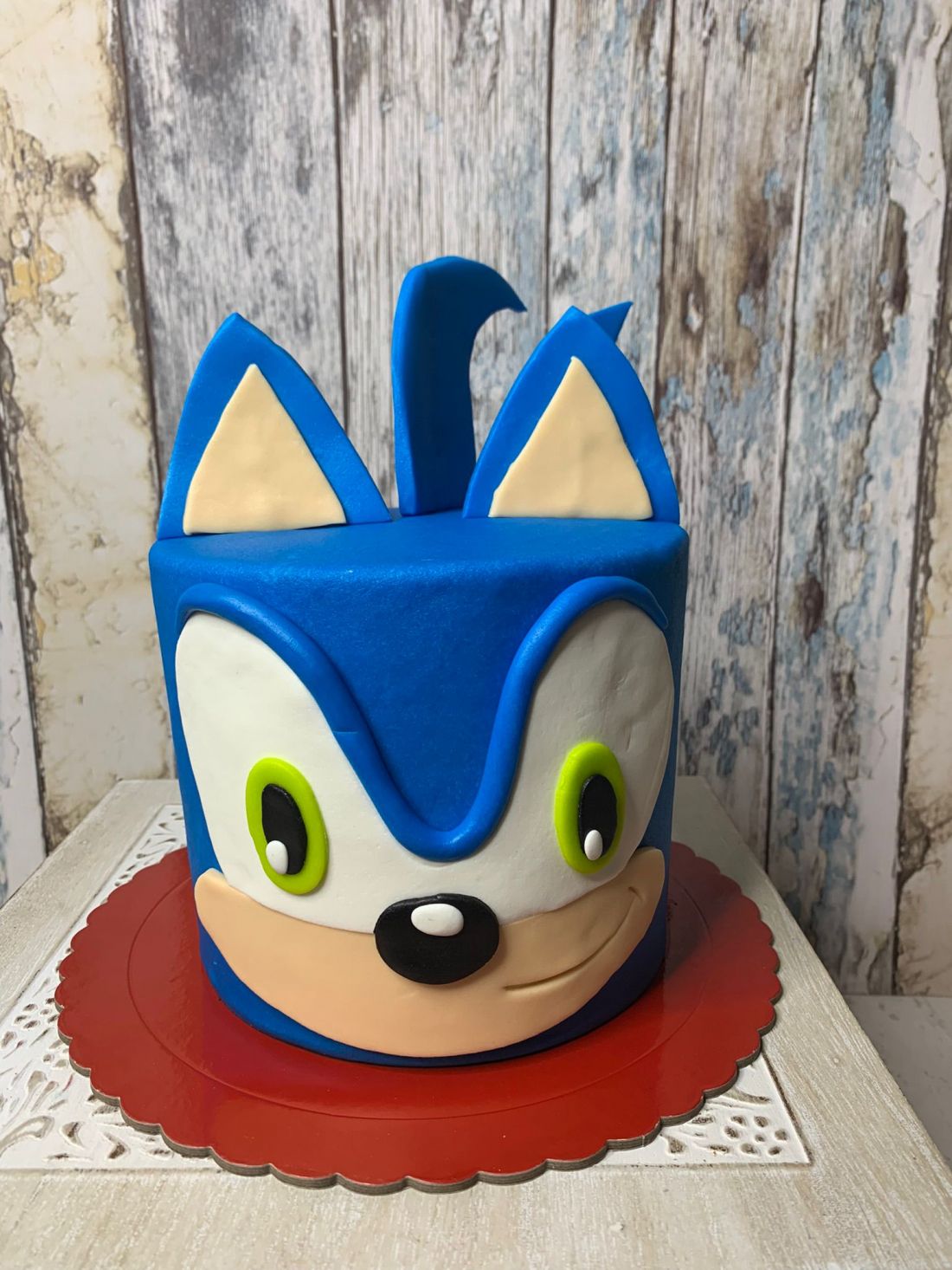 Tarta de Sonic en Madrid