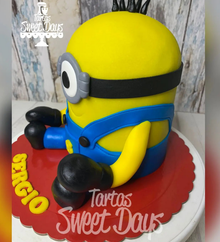 Tarta fondant personalizada de los Minions