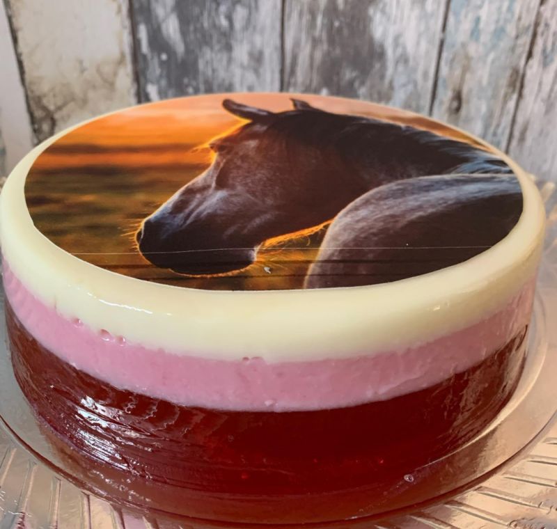 Tarta de caballo personalizada en Madrid