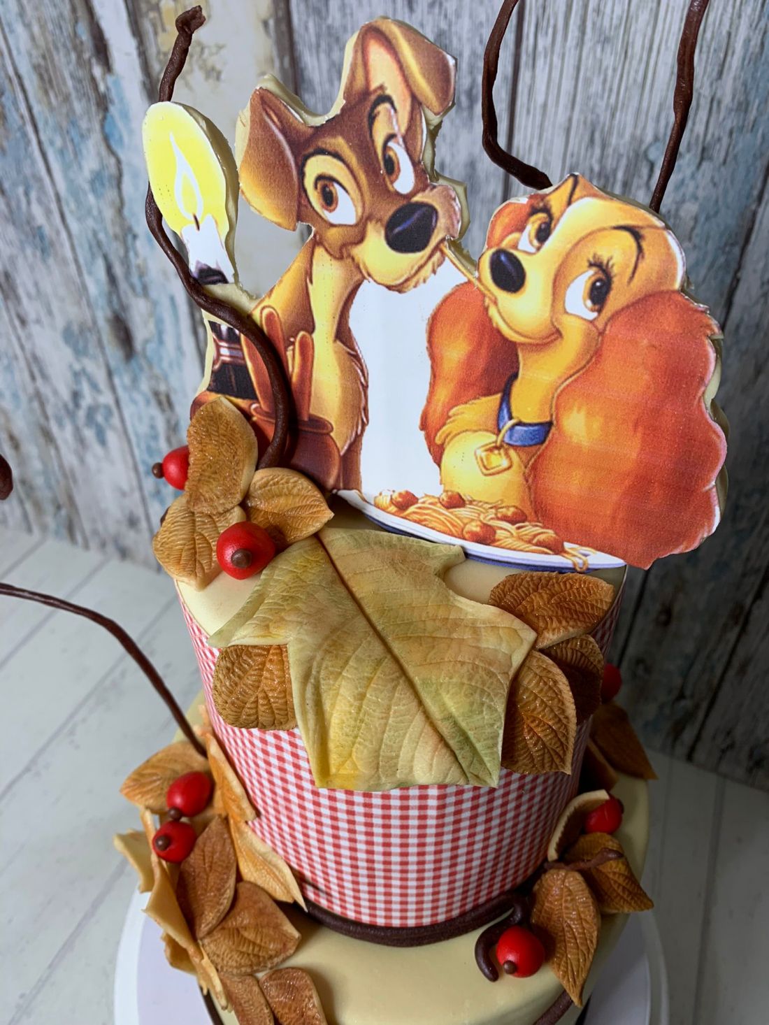 Tarta dama vagabundo derecha